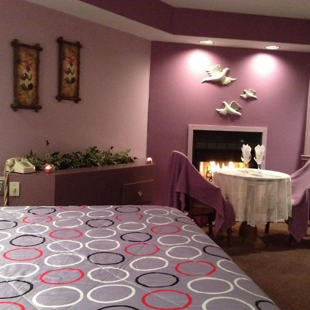 Inn Of The Dove - Romantic Luxury Suites With Jacuzzi & Fireplace At Harrisburg-Hershey-Philadelphia, Pa Kamer foto